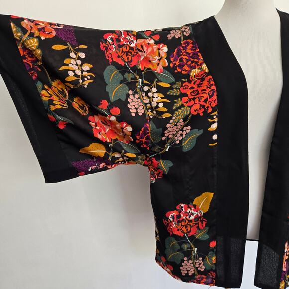 H&M Conscious Collection Floral Kimono Open Black Bold Recycled Women XS/X - Picture 4 of 12